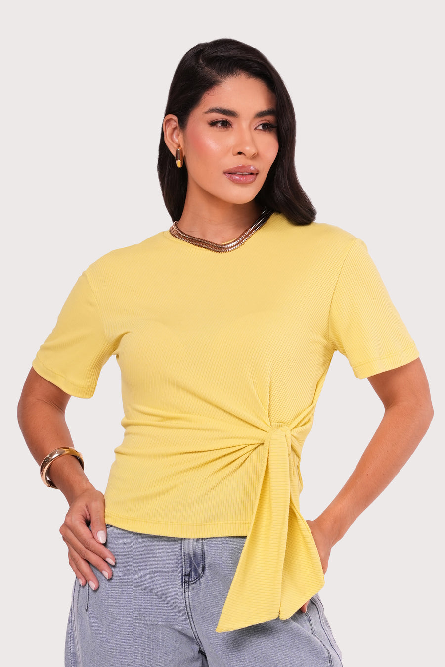 Blusa T-shirt Com Amarracao