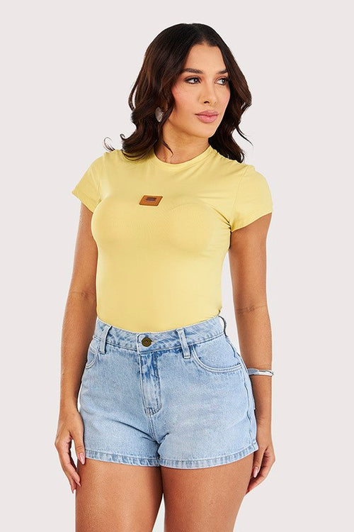 Short Curto Com Lavagem Delave