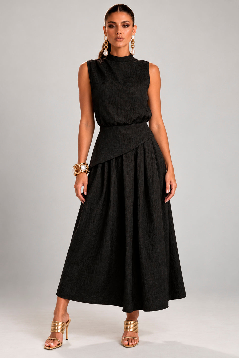 COR: PRETO [colmeia-image:95695b7f-bb55-425b-9816-1044f3db80ed]
