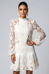 COR: OFF WHITE [colmeia-image:e2ab504d-e374-4369-b240-b401304a32af]