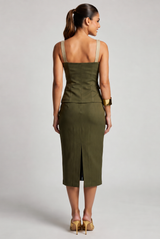 COR: VERDE MILITAR [colmeia-image:264c5a26-a2f8-48e7-8f0f-63155244568a]