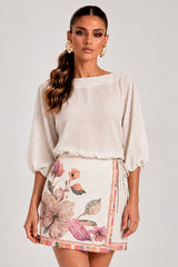 COR: ESTAMPADO [colmeia-image:2316c984-3411-4f80-a46f-3165c8bd115a]