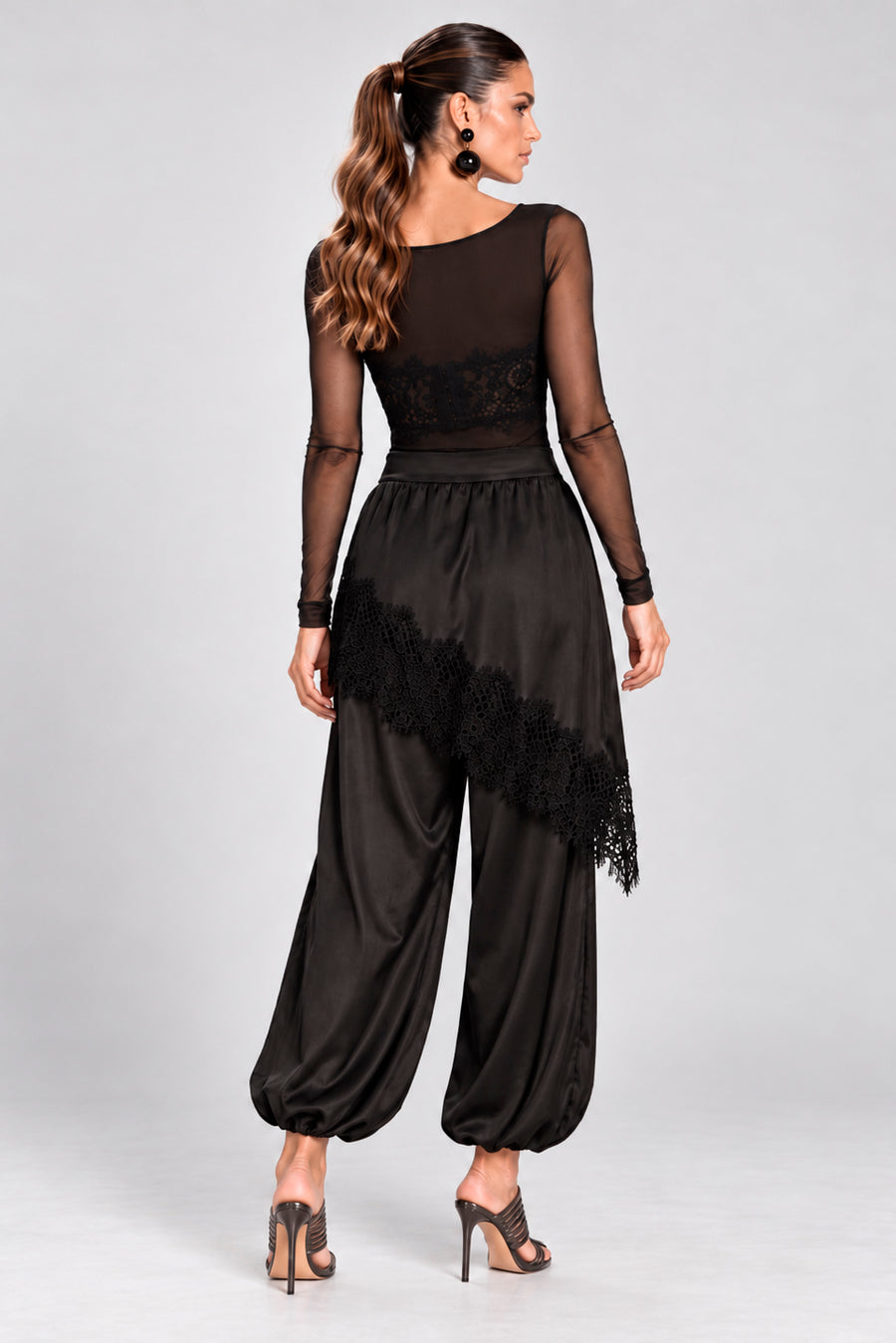 COR: PRETO [colmeia-image:b185c611-a847-4aa0-8b48-4245d19dae29]