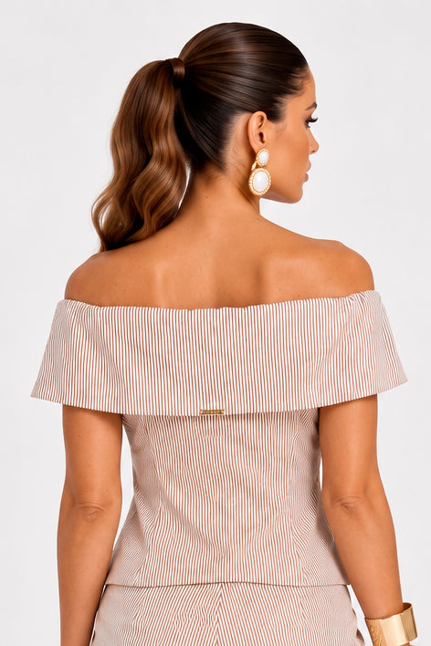 COR: ESTAMPADO [colmeia-image:868b1c7b-e16f-4269-a296-9f7b1df9bb2d]