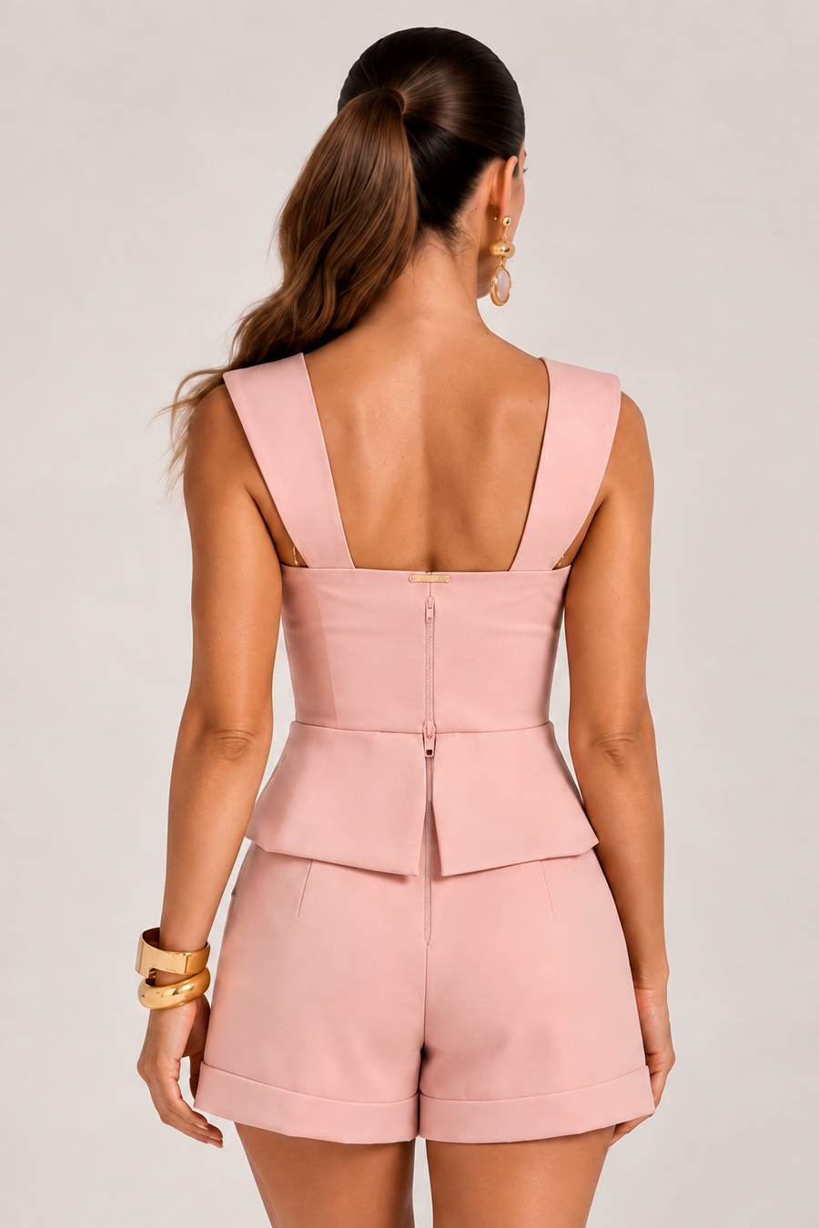 COR: ROSA SECO [colmeia-image:8a807daf-4ba5-4bd7-a705-137209f67bff]