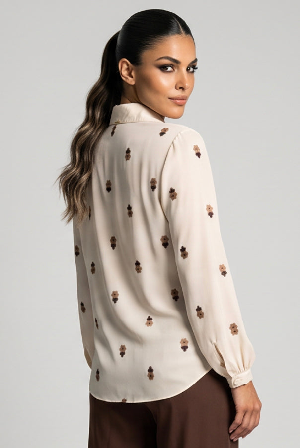 COR: ESTAMPADO [colmeia-image:8e3549e2-44e6-4a86-9a54-95850a713554]