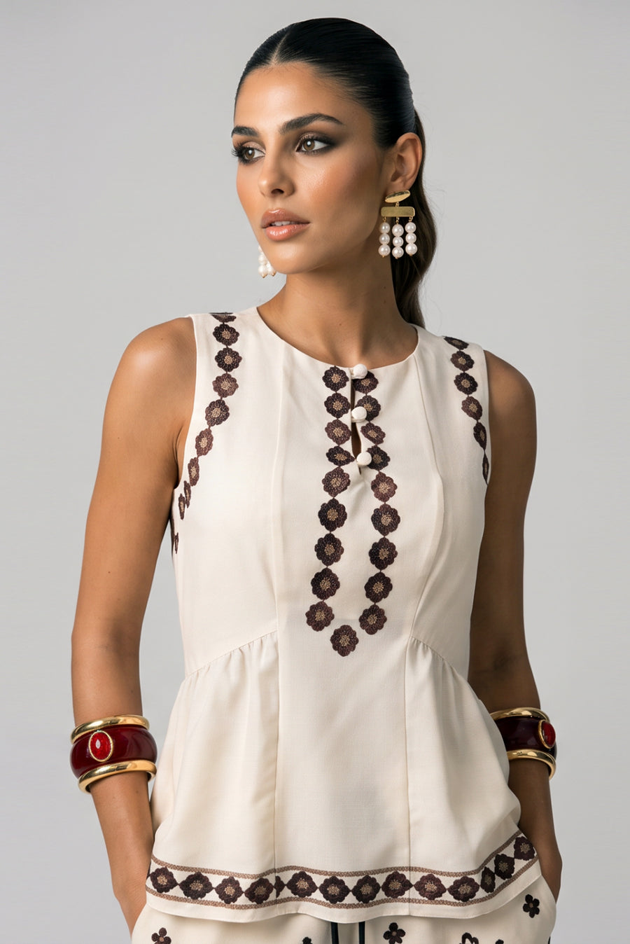 COR: ESTAMPADO [colmeia-image:10bdecca-4652-402a-8a85-4ce845dc4a7a]