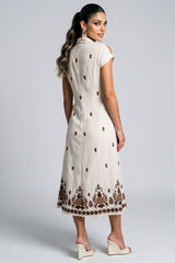 COR: ESTAMPADO [colmeia-image:3057bb4a-1c96-4a81-bf09-99c24ab91916]