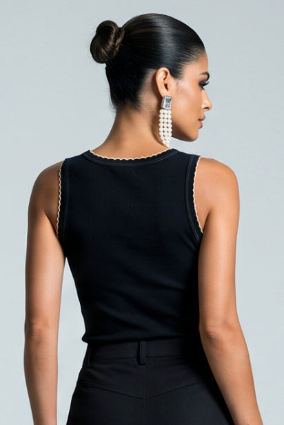 COR: PRETO [colmeia-image:40910618-72b8-4134-a560-7c9631a8eee5]
