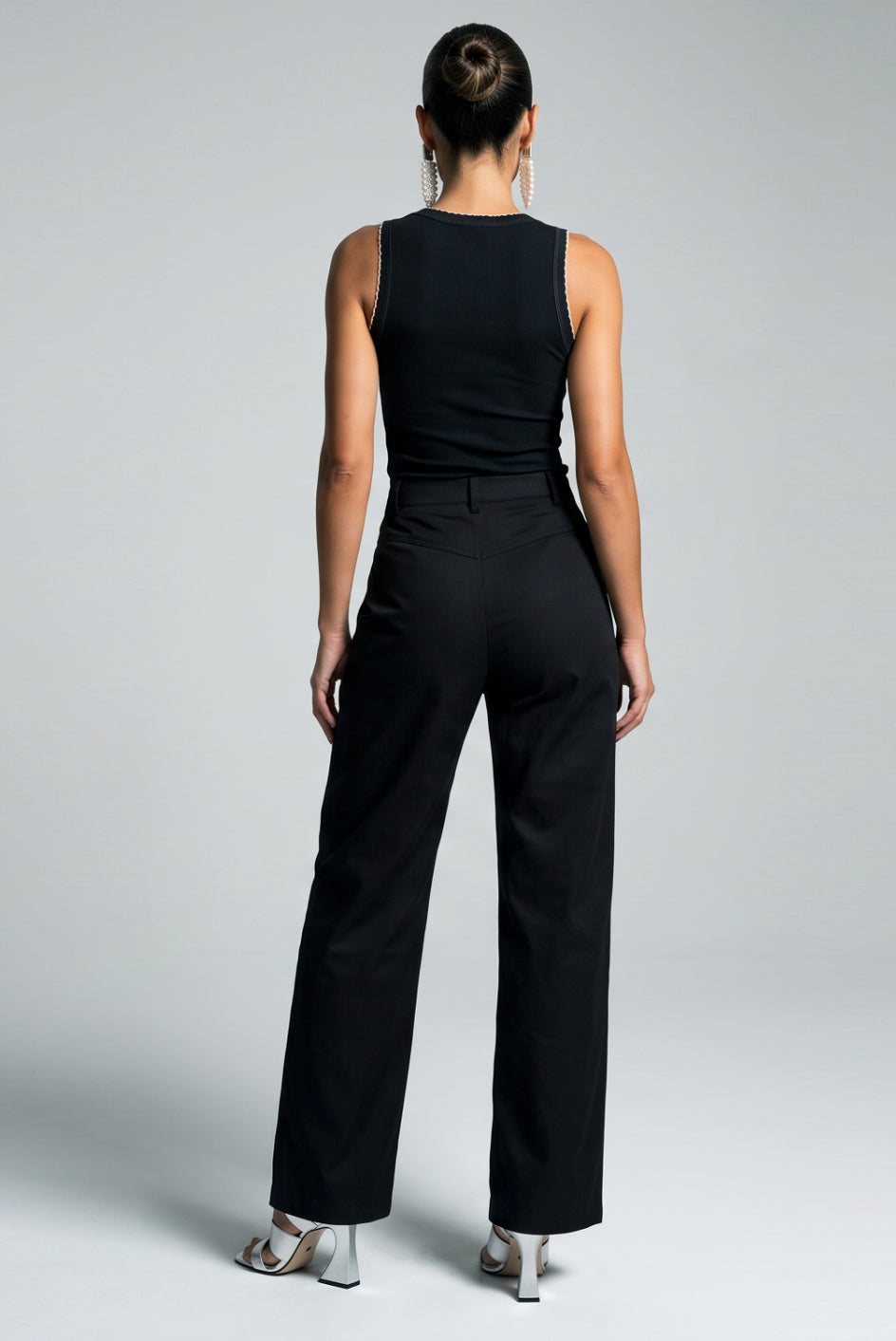 COR: PRETO [colmeia-image:485a05e5-95cf-4cfd-a61e-e0f39edbc228]
