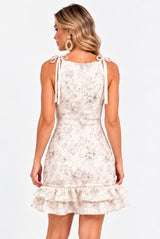 COR: ESTAMPADO [colmeia-image:96e3f9ec-b4e7-4768-9574-3ae738f90603]