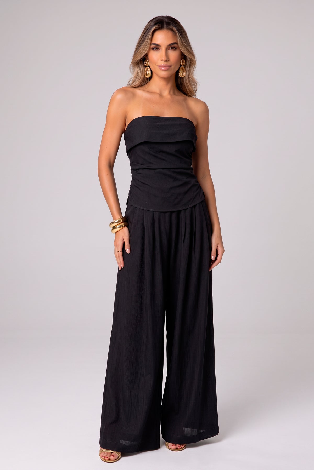 COR: PRETO [colmeia-image:0b057587-0785-4028-86d3-fbe3388d9f03]