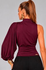 COR: VINHO [colmeia-image:63a056c8-13c4-4241-b65b-5c99b3139caf]