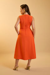 Vestido Com Botoes Cobertos