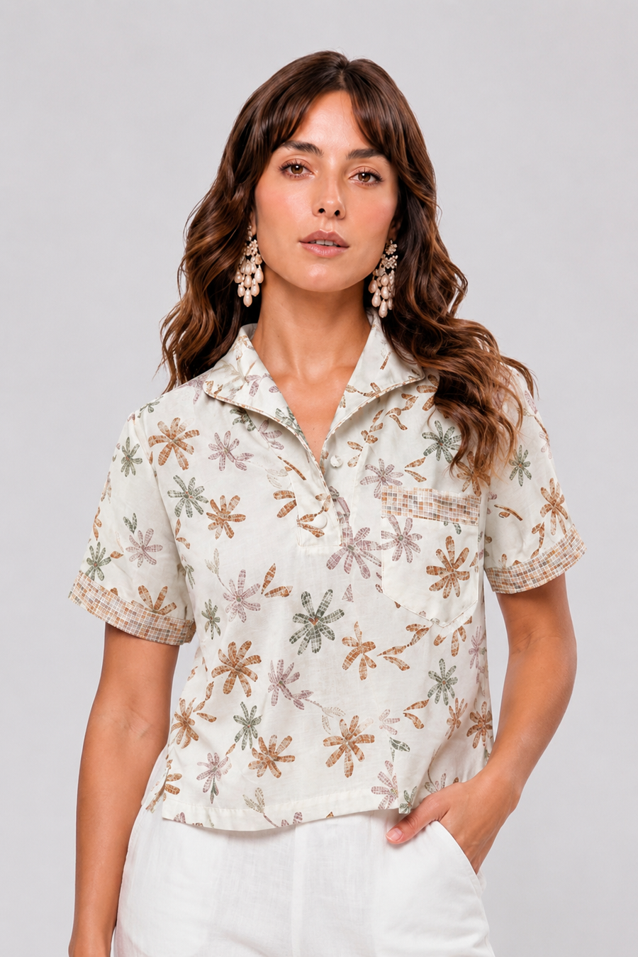 Blusa Com Vivos E Dobroes
