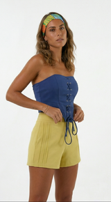 Short Curto Com Nervuras