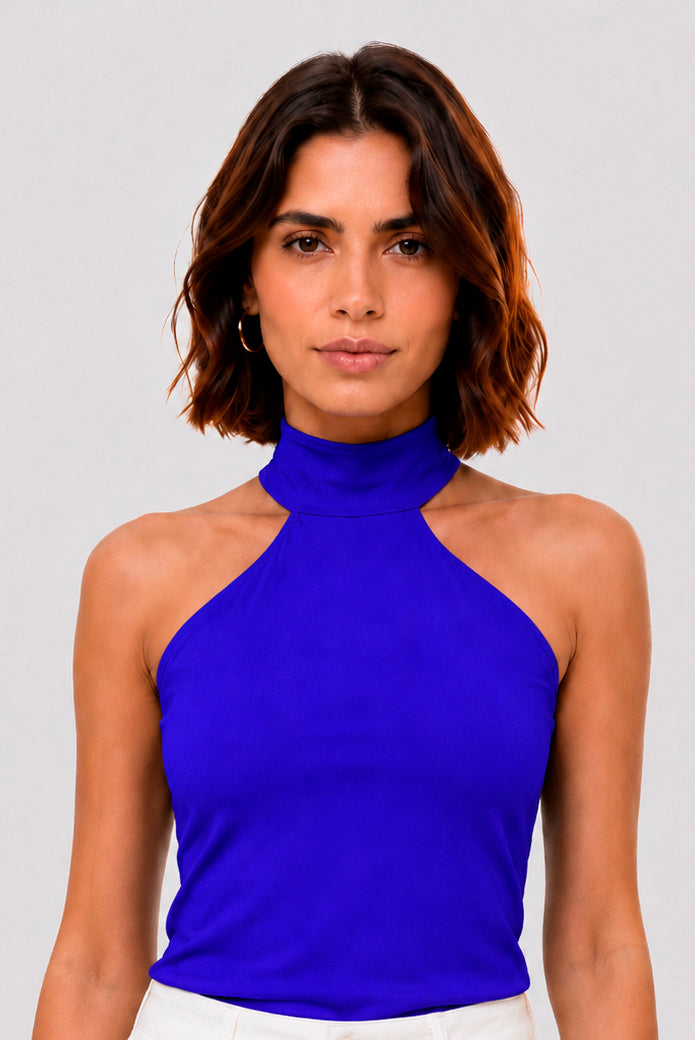 Blusa Cavada Com Gola Alta