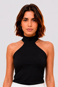 Blusa Cavada Com Gola Alta