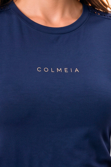 Blusa Com Aplicacao No Ombro
